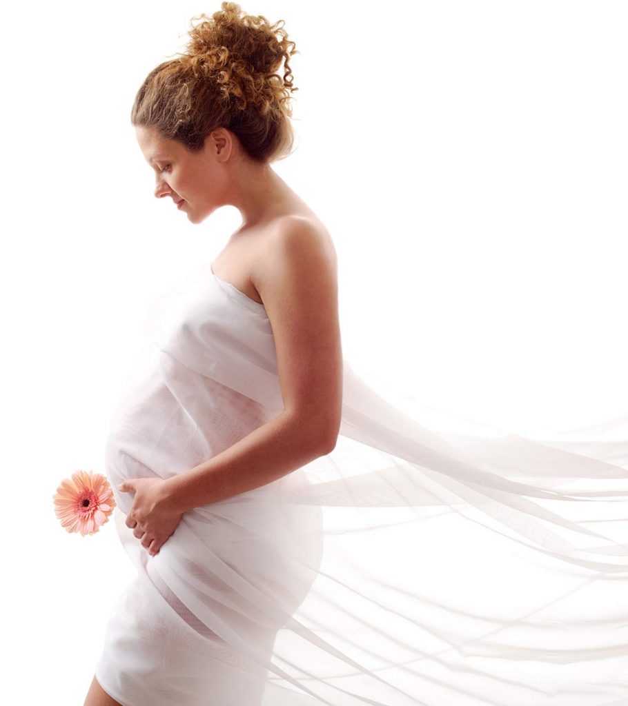 Yvette Heiser's Indoor Maternity Photography - Capturing Life's Miracles